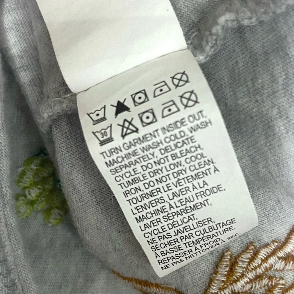 Lucky Brand Allover Embroidered Floral Tee- Heather Gray- Medium - Picture 13 of 13